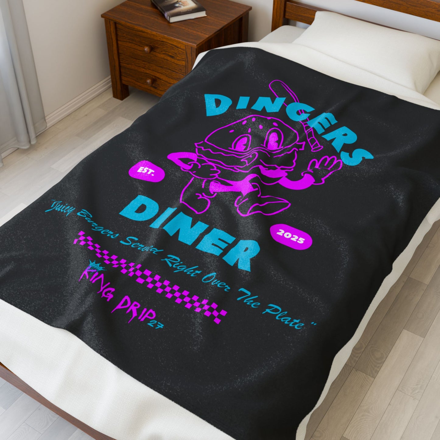 King Drip 27 Retro Diner Plush Blanket - Cozy Velveteen Throw